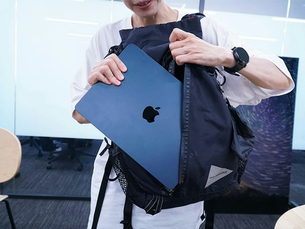 and wander(アンドワンダー) 20L backpack