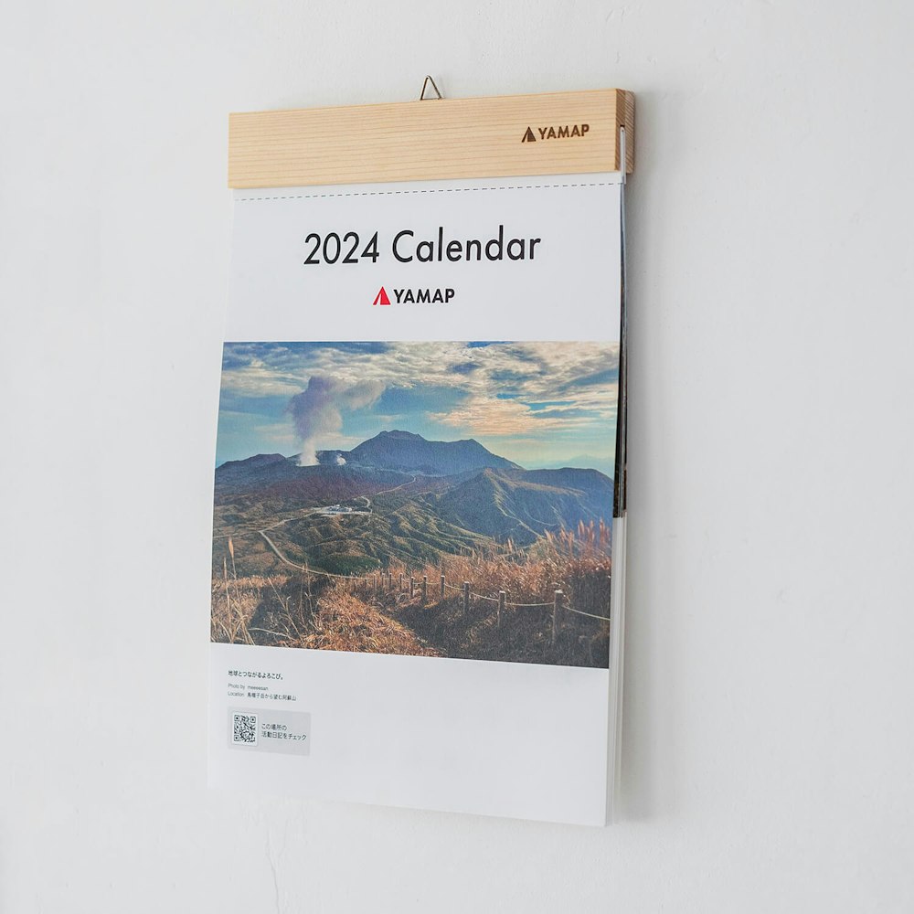 3000枚を超える山の思い出から選ばれた｜YAMAPユーザーと作る「2024トレイルカレンダー」の販売開始