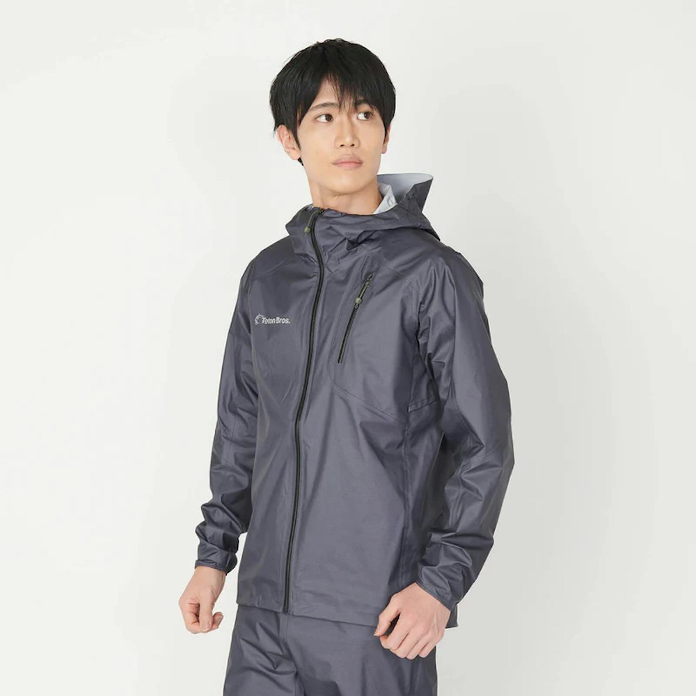 【Pickup】山でも普段の街でも使える優れもの|環境にも優しいパタゴニアのレインウェア