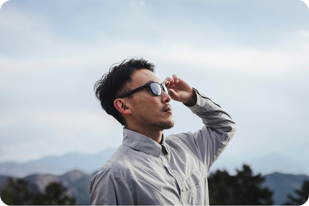 登山の紫外線対策に必須のサングラス