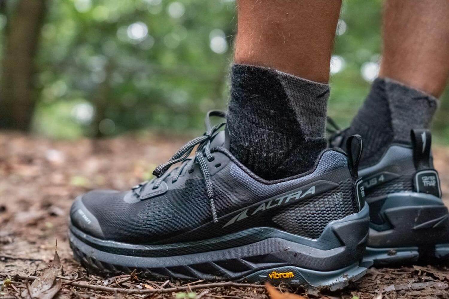 Begin掲載 登山靴ALTRA 24.５センチ ハイカット レディース