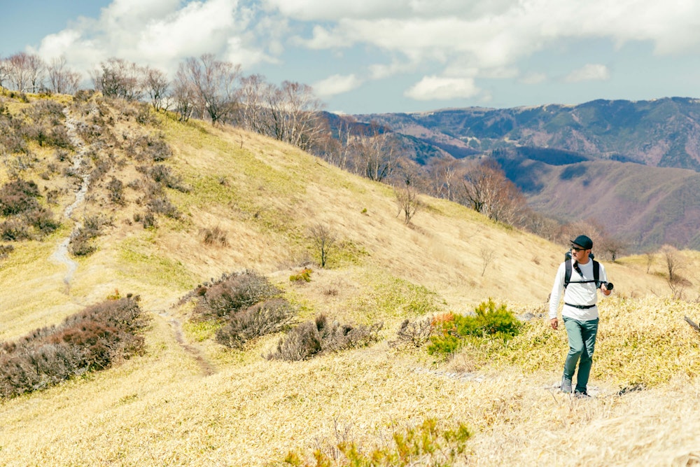 ちょっと夏山に憧れて。│ミドルエイジの夏山挑戦に思いを馳せる、鷲ヶ峰でのチューニングハイク【前編】