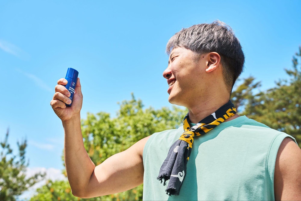 日焼け止め?塗り直さないっす!無防備ハイカーが学ぶ、夏山UV対策の新常識