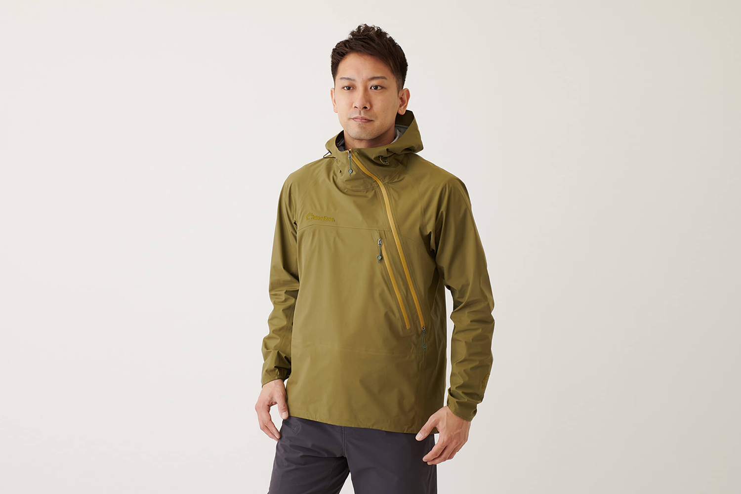 Tsurugi Lite Jacket / olive | camillevieraservices.com