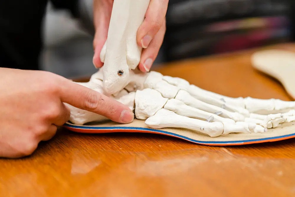 「インソールで足の悩みを改善したい」｜足裏から健康を支える専門メーカー・BMZの挑戦