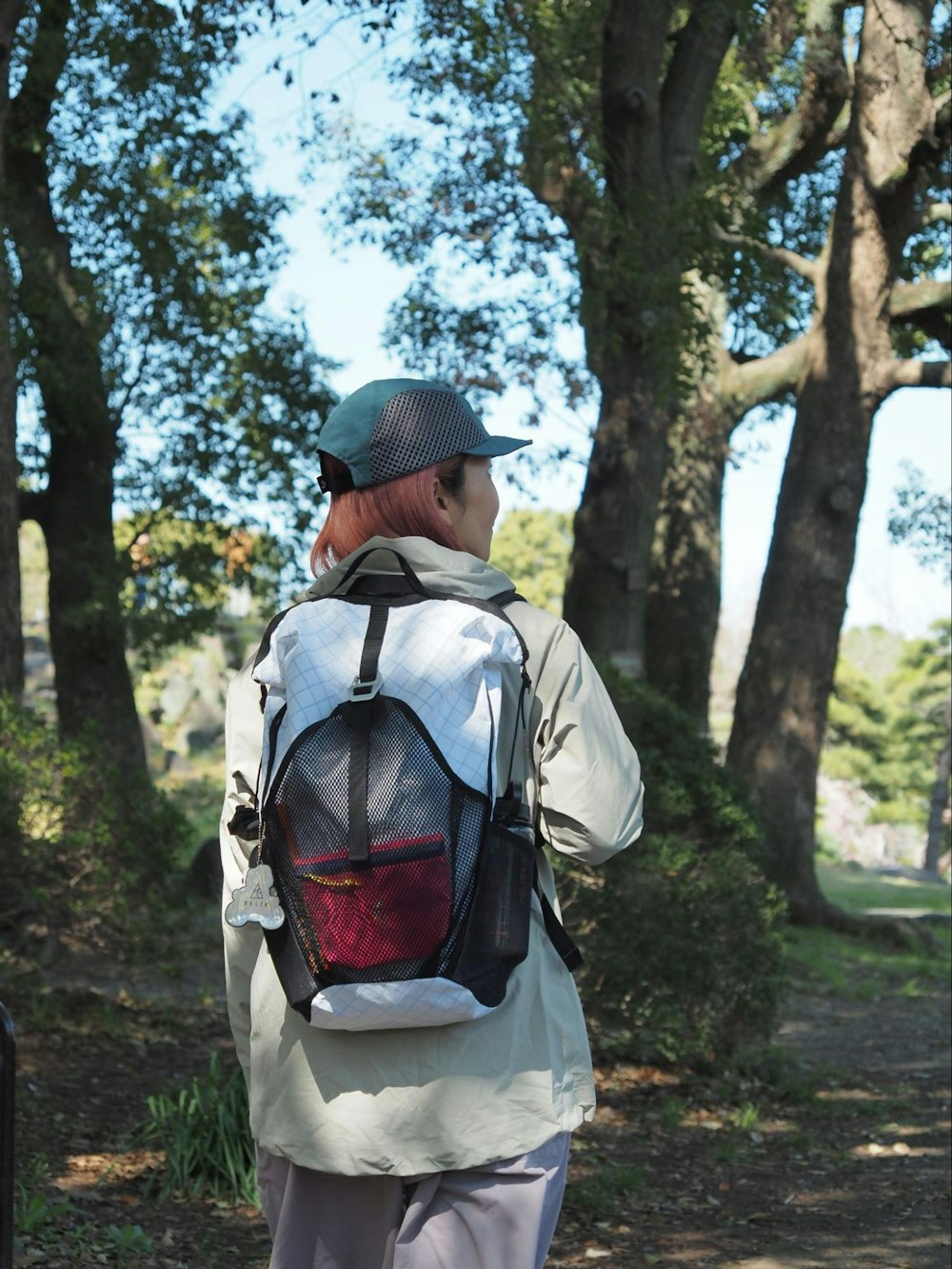 【WHITE】軽やかに旅する、フォトハイクスタイル