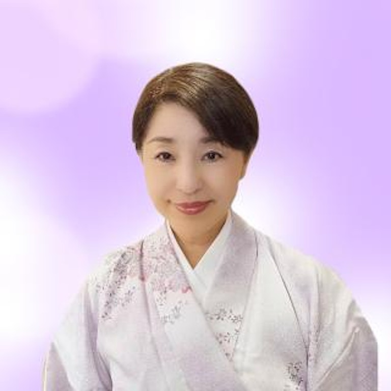 電話占いヴェルニ 雨宮ローズ