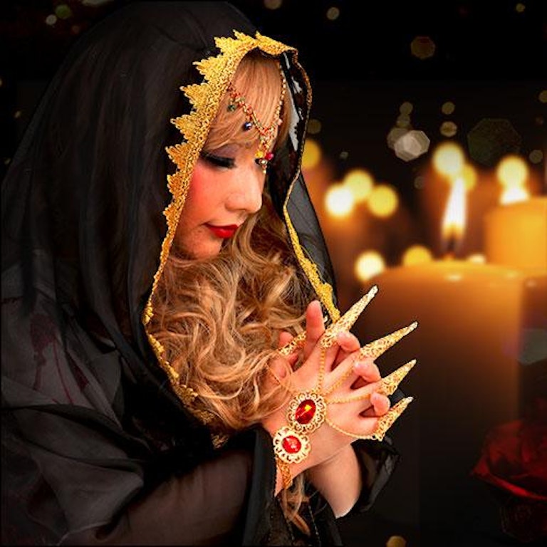 電話占いアトランティス 奈美慧（ナミエ）先生