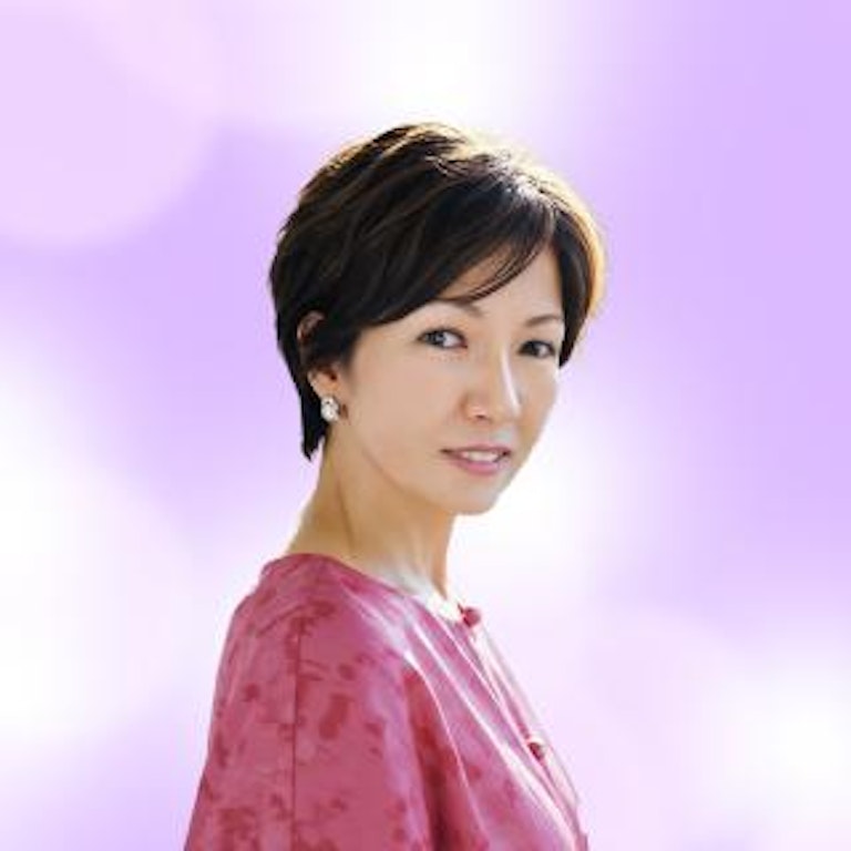 電話占いヴェルニ 鳳凰 天音（ホウオウ　アマネ）先生