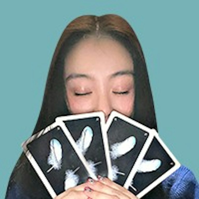 LINE占い 光の微笑 エンジェルK