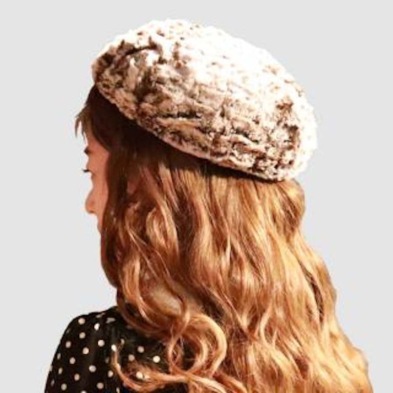 電話占いヴェルニ 犬山摩耶