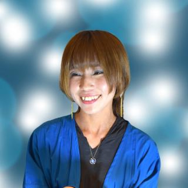 電話占いヴェルニ 天月花香連