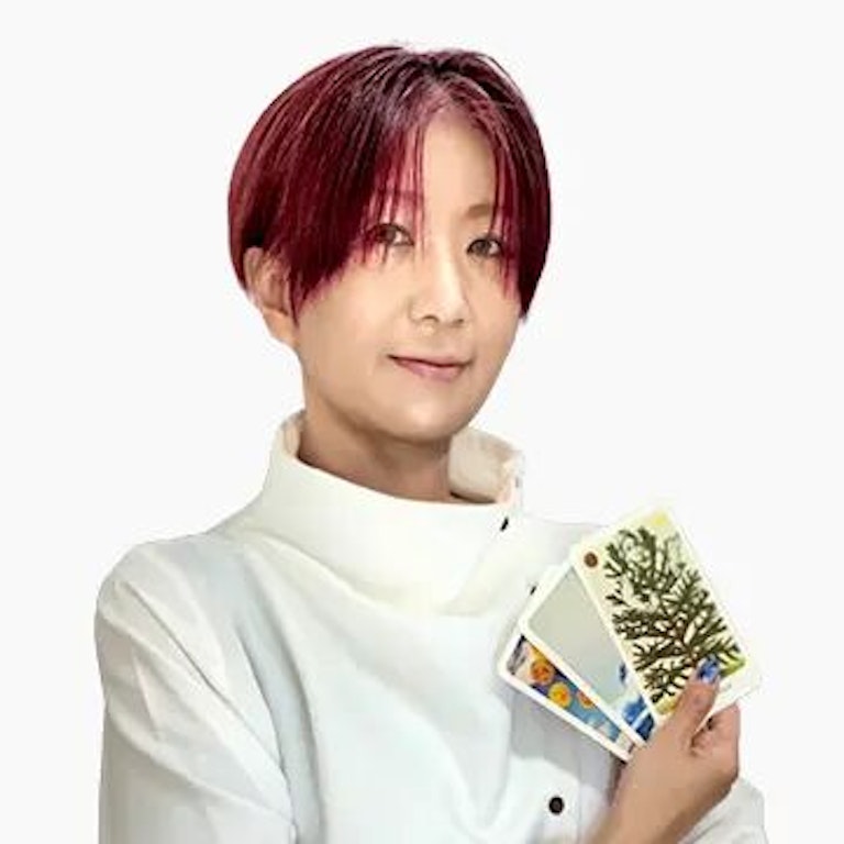 電話占いロバミミ ニイナ・ゲイト