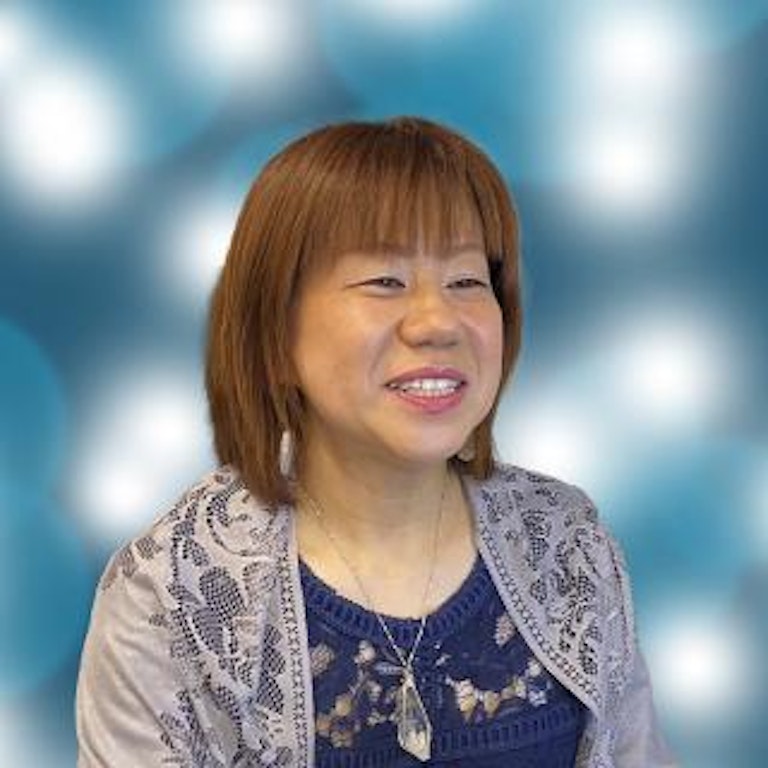 電話占いヴェルニ 月染藍里