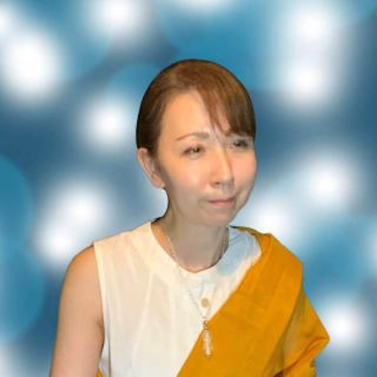 電話占いヴェルニ 凌霜