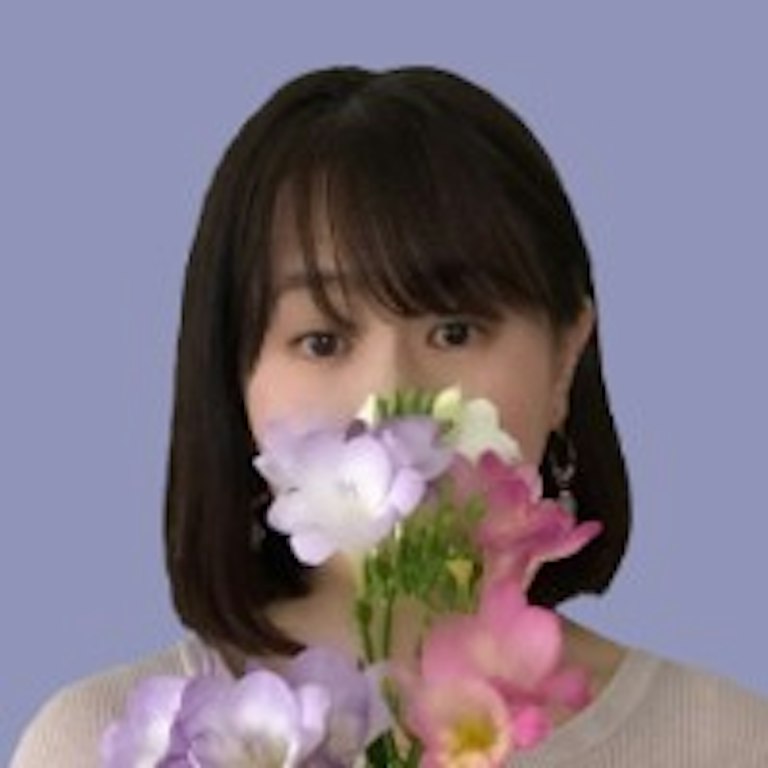 LINE占い 真寧(まねい)