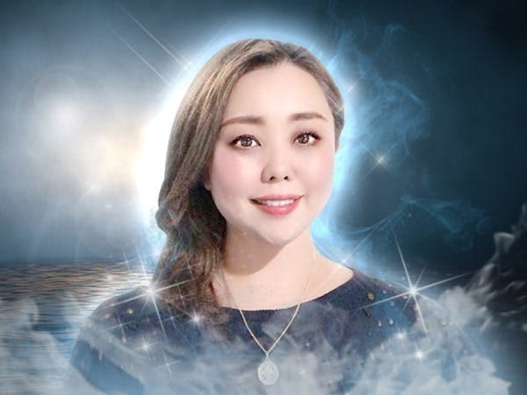 みんなの電話占い Chloe