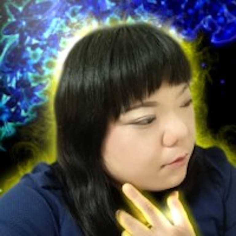 電話占いニーケ 雷果