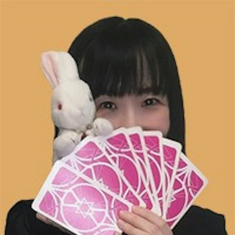 LINE占い 柚月あずみ☆タロット星占い