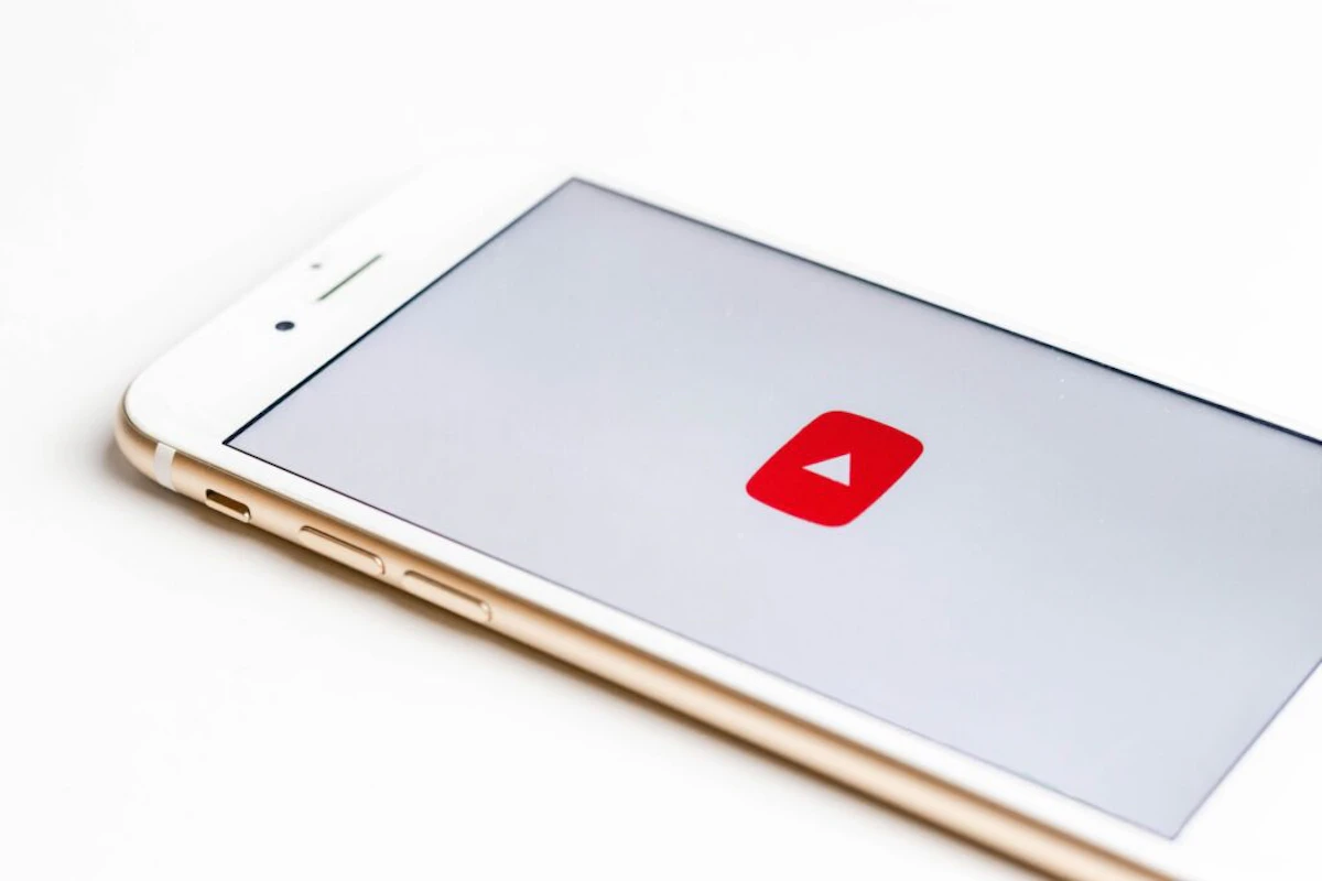 スマホで利用するYouTube