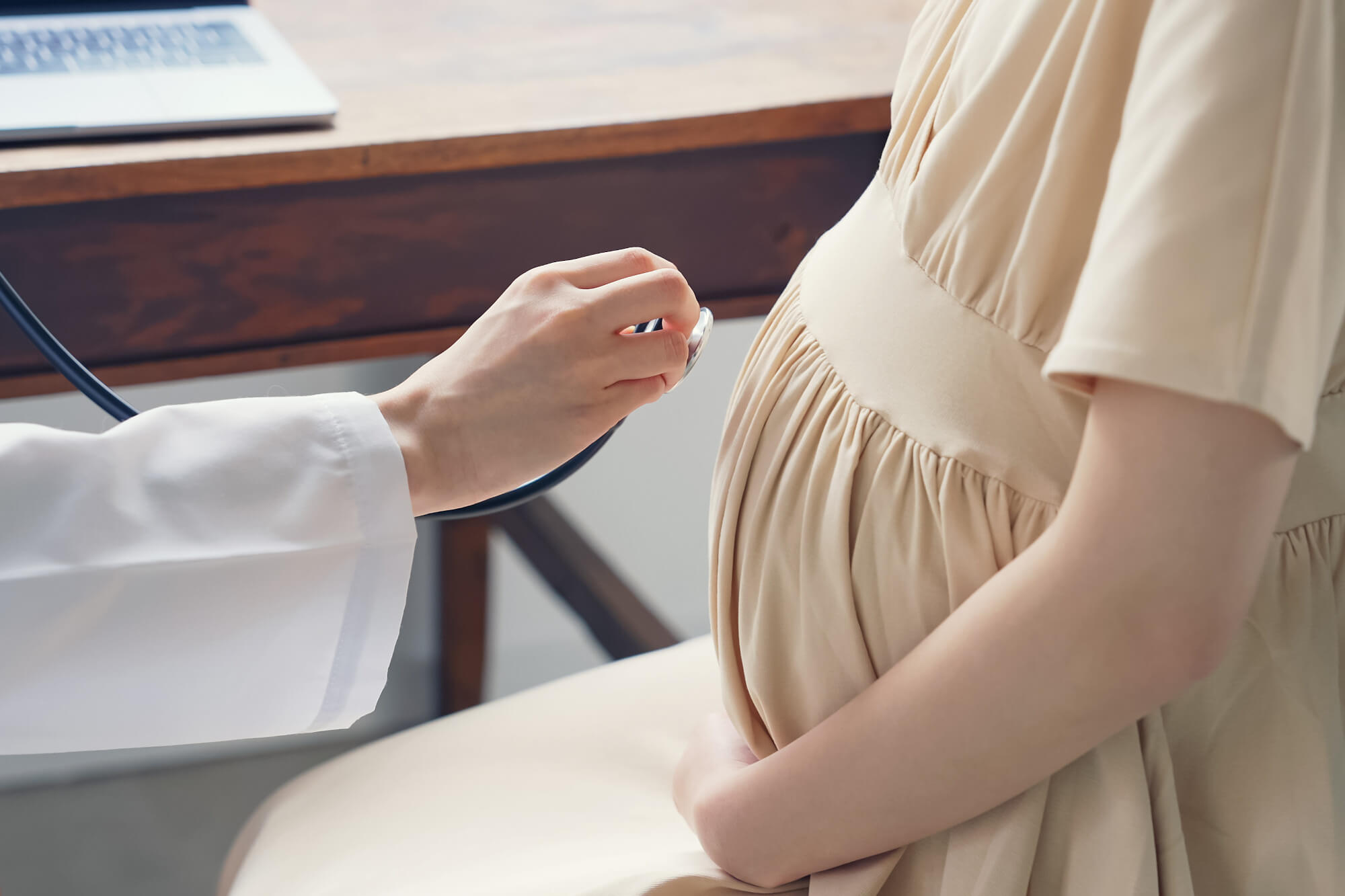 妊娠初期〜出産までに受ける検査項目を紹介！妊婦健診の必要性や受けない場合のリスクも