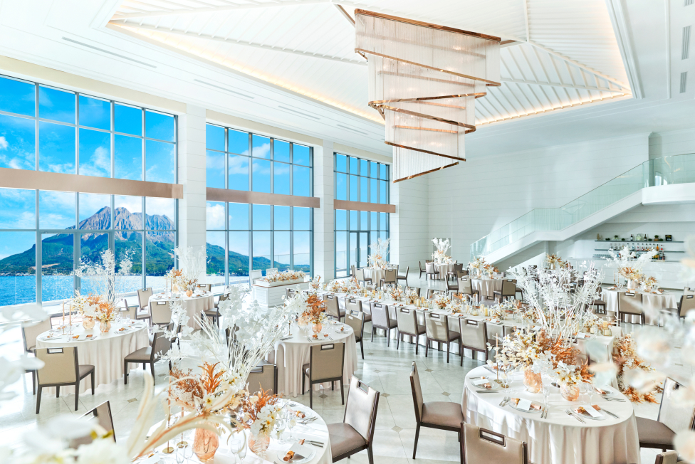バンケット | 鹿児島の結婚式場「ザ・ベイスイート 桜島テラス」【公式】
