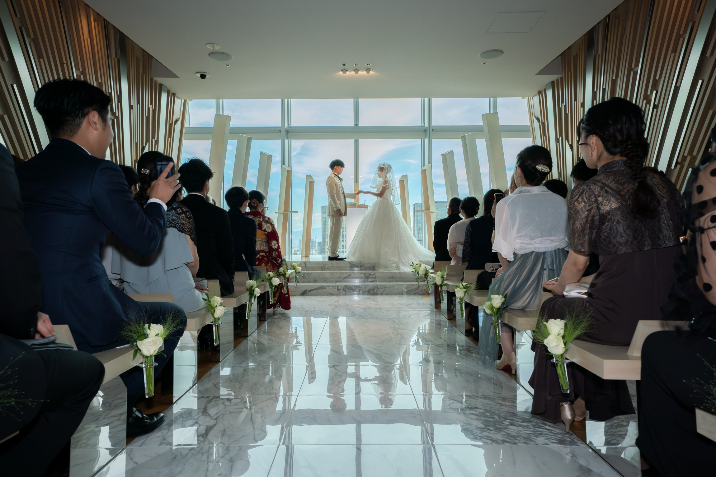 The 33 Sense of Weddingチャペル画像