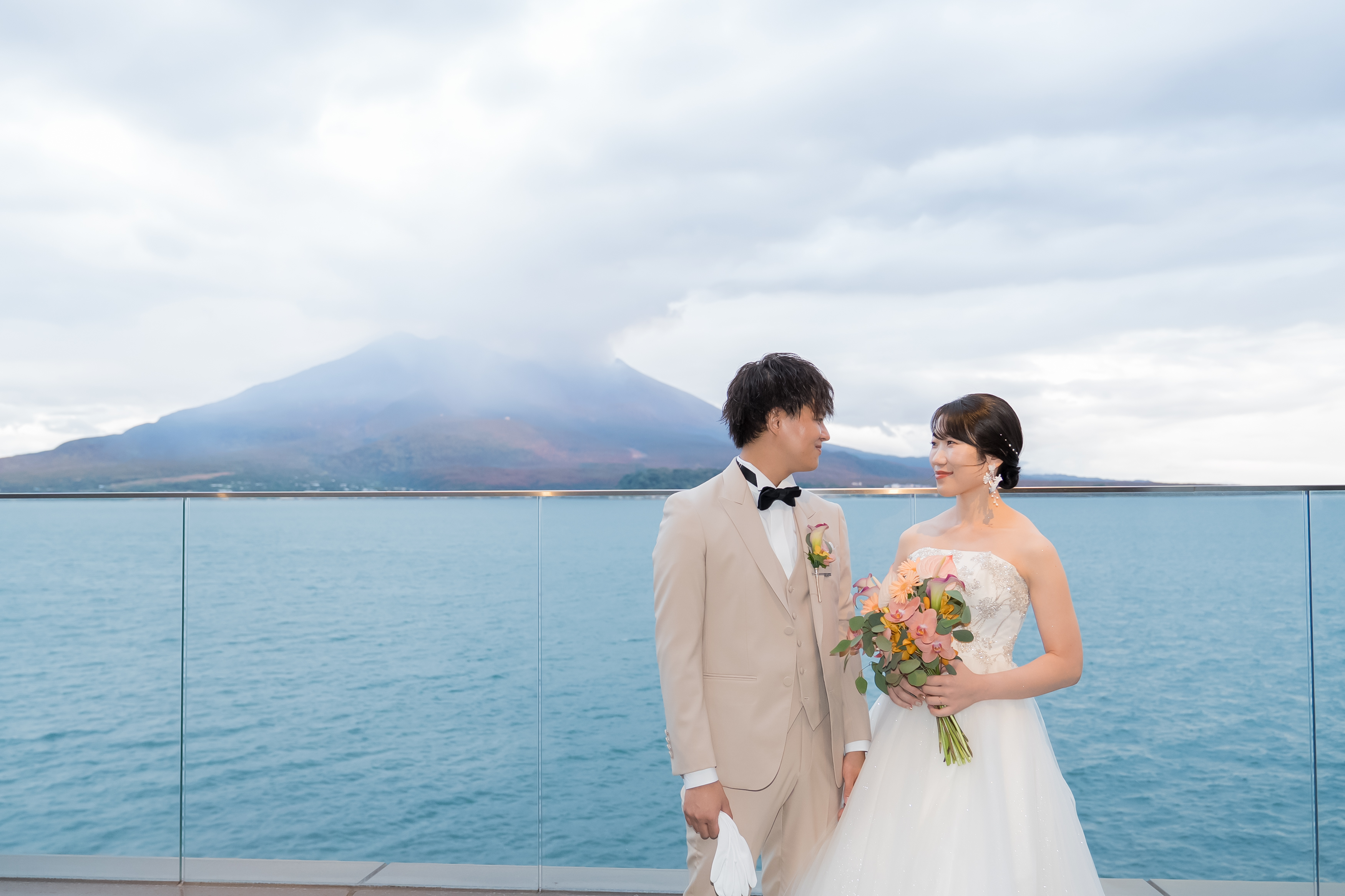 TSUMUGU | 鹿児島の結婚式場「ザ・ベイスイート 桜島テラス」【公式】