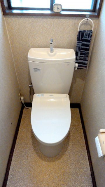 温水洗浄便座の貯湯式と瞬間式の違いと選び方のポイントとは 温水洗浄便座の貯湯式と瞬間式の違いと選び方のポイントとは