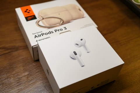 【ノイキャンすごい】AirPods Pro 3を買いました。& Spigenファブリックケース【レビュー】
