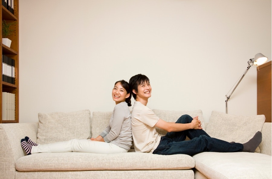 寄り添う夫婦