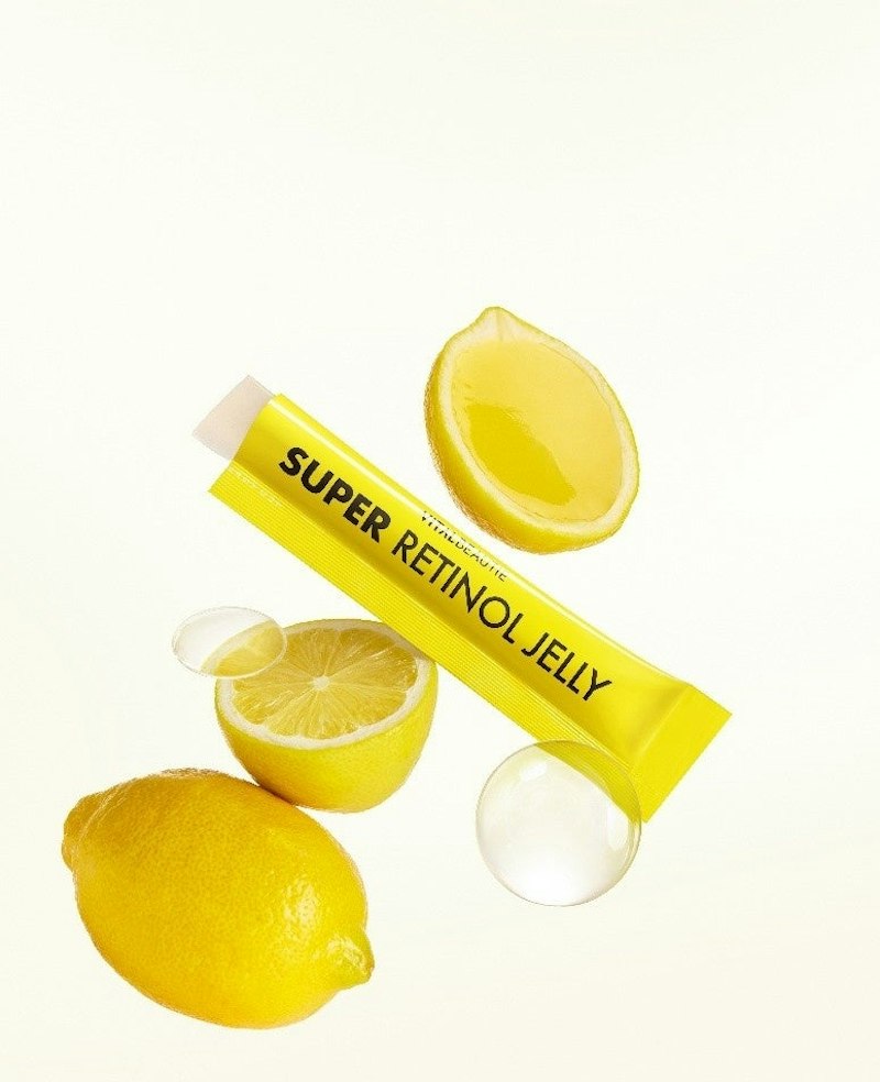 VITALBEAUTIE(バイタルビューティー) SUPER RETINOL JELLY(スーパー レチノール ゼリー)(レモンとゼリーの粒と共に浮かぶスティック包装)