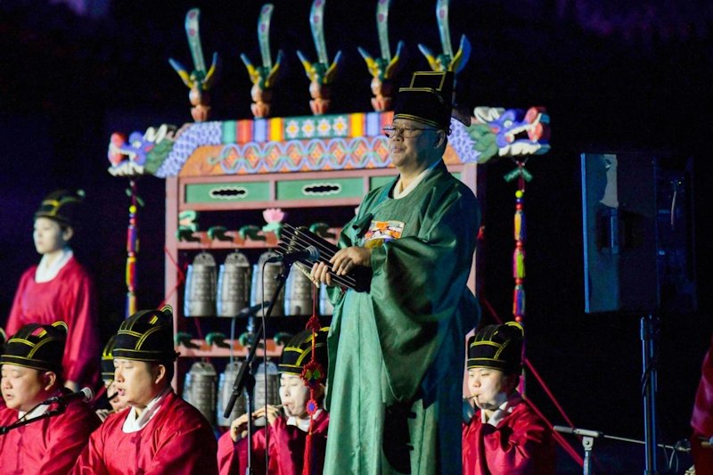 宗廟夜間公演の光の演出 宮中文化祝典