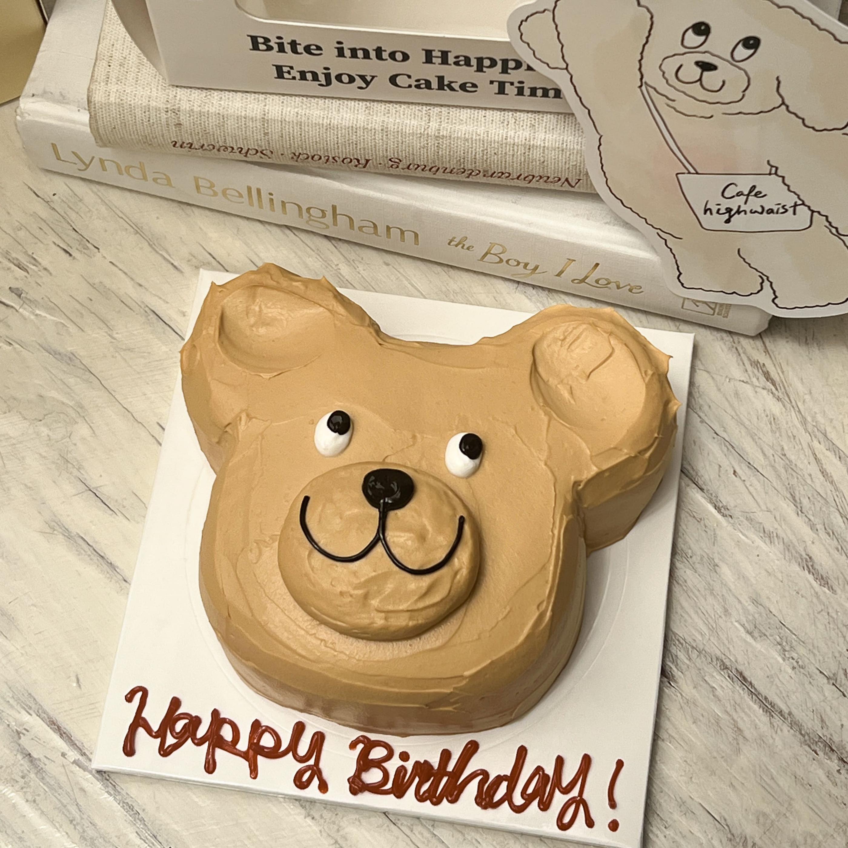 Cafe Highwaist 動物レタリングケーキのデザイン一覧