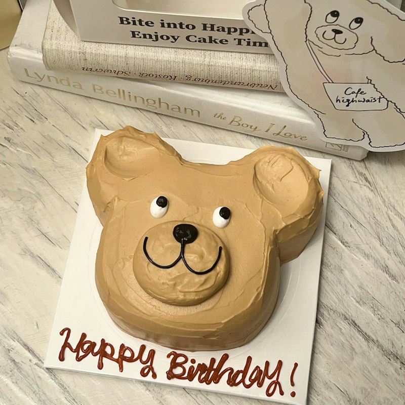 Cafe Highwaist 動物レタリングケーキのデザイン一覧