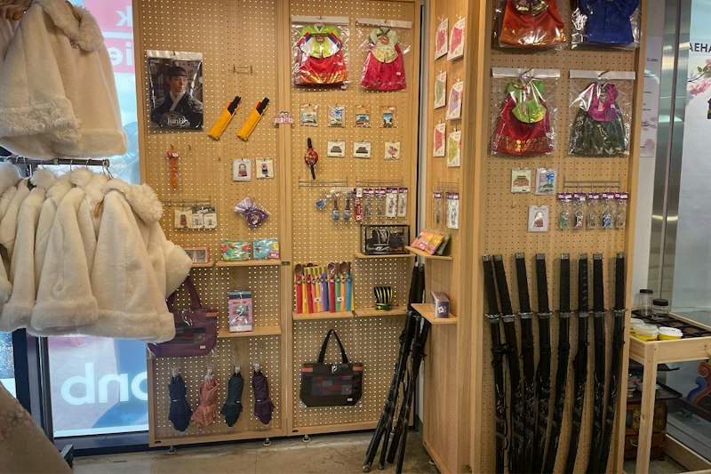 DAEHAN HANBOKで選べる伝統韓服とプレミアム韓服のデザイン