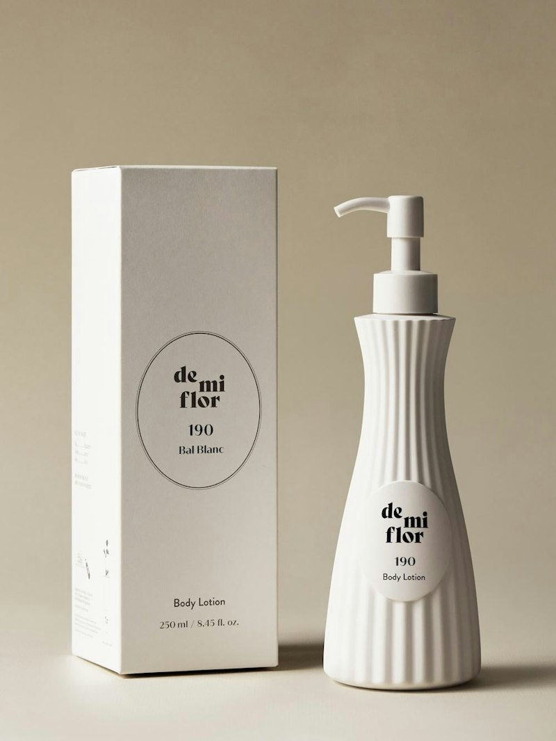 de mi flor(デミフロー) de mi flor ボディケアシリーズ(5カテゴリー・全15SKU)(ボディローション190 Bal Blancのボトルと箱)