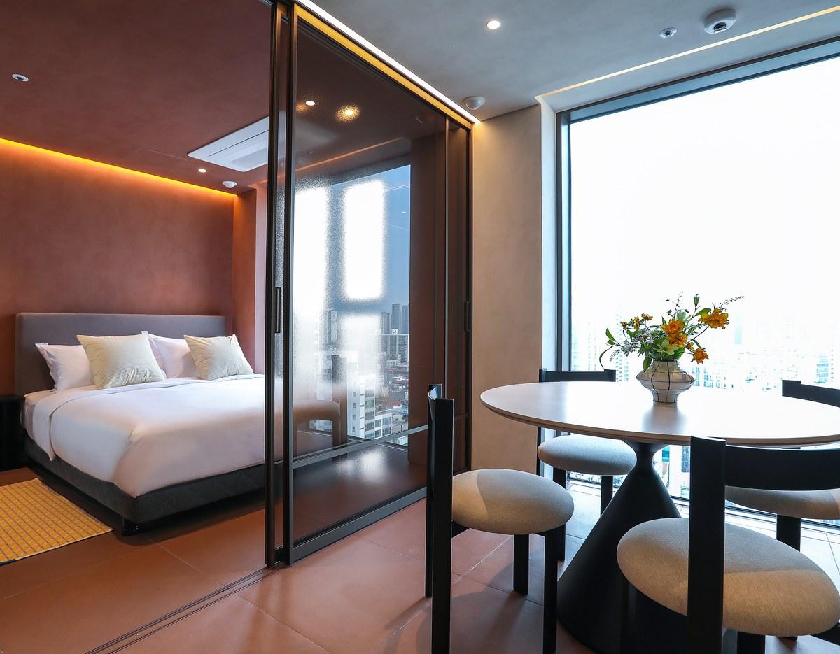 ASTY Cabin Seoul Serviced Residence フルオプション客室のキッチンと家電
