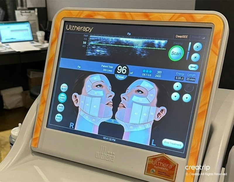 弘大の肌管理クリニック施術室と勧誘なしのカウンセリング