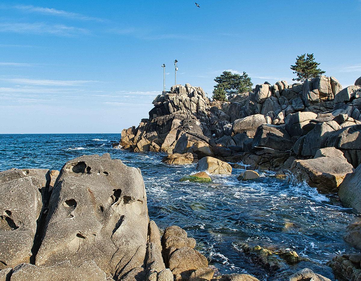 ARMYツアーで訪れる竜仁大長今パークの建物