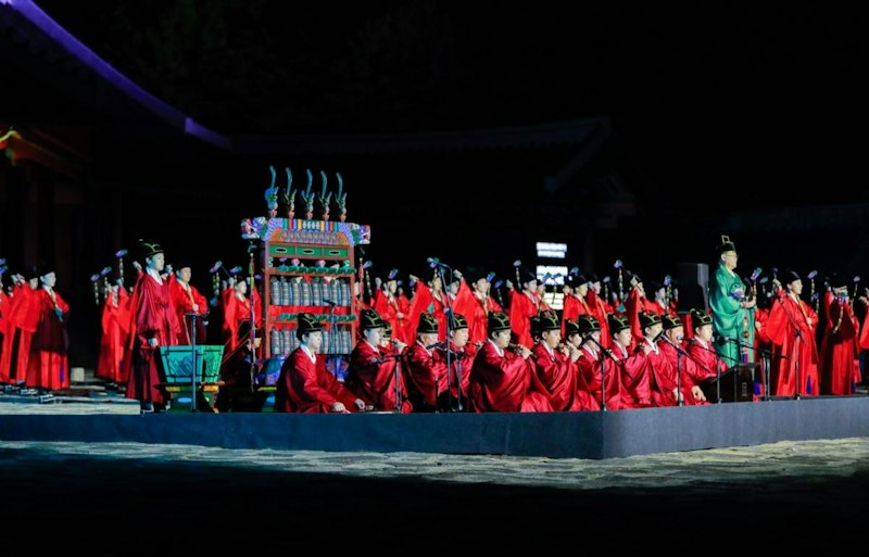 宗廟正殿の夜間ライトアップ 宮中文化祝典2026春