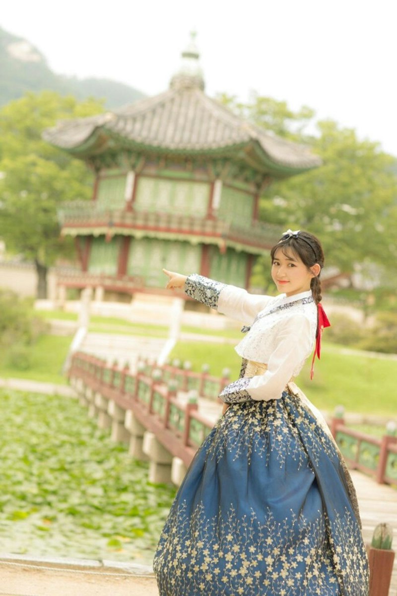 オヌルハル韓服の公主韓服と王妃韓服の比較