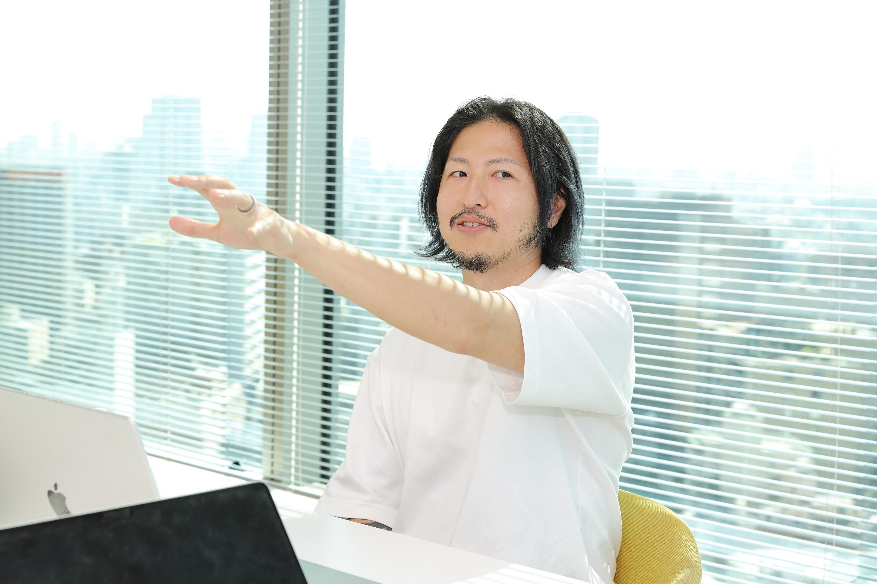 株式の売却によって得た資金の使い道を話す内藤さん