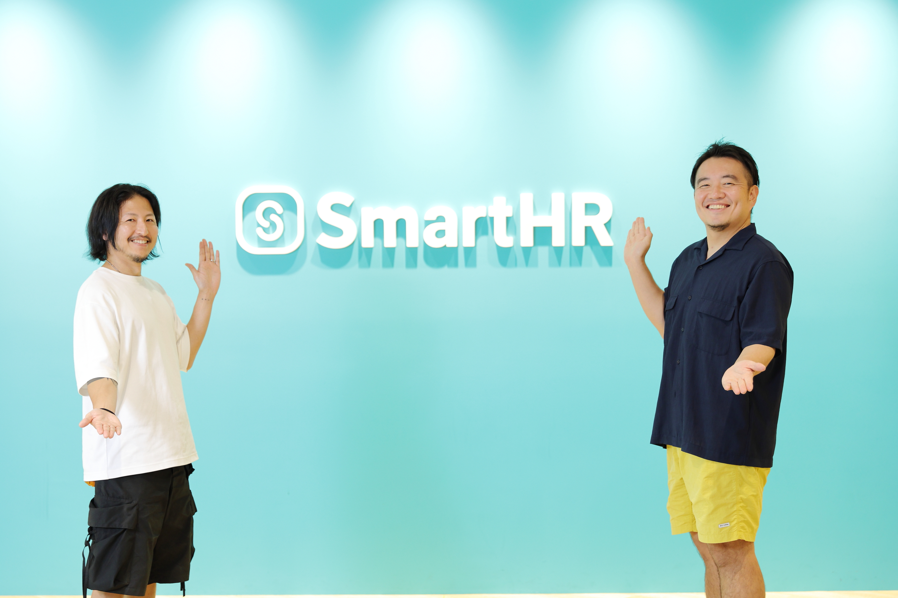 最後に撮影した、内藤さんと宮田の記念写真