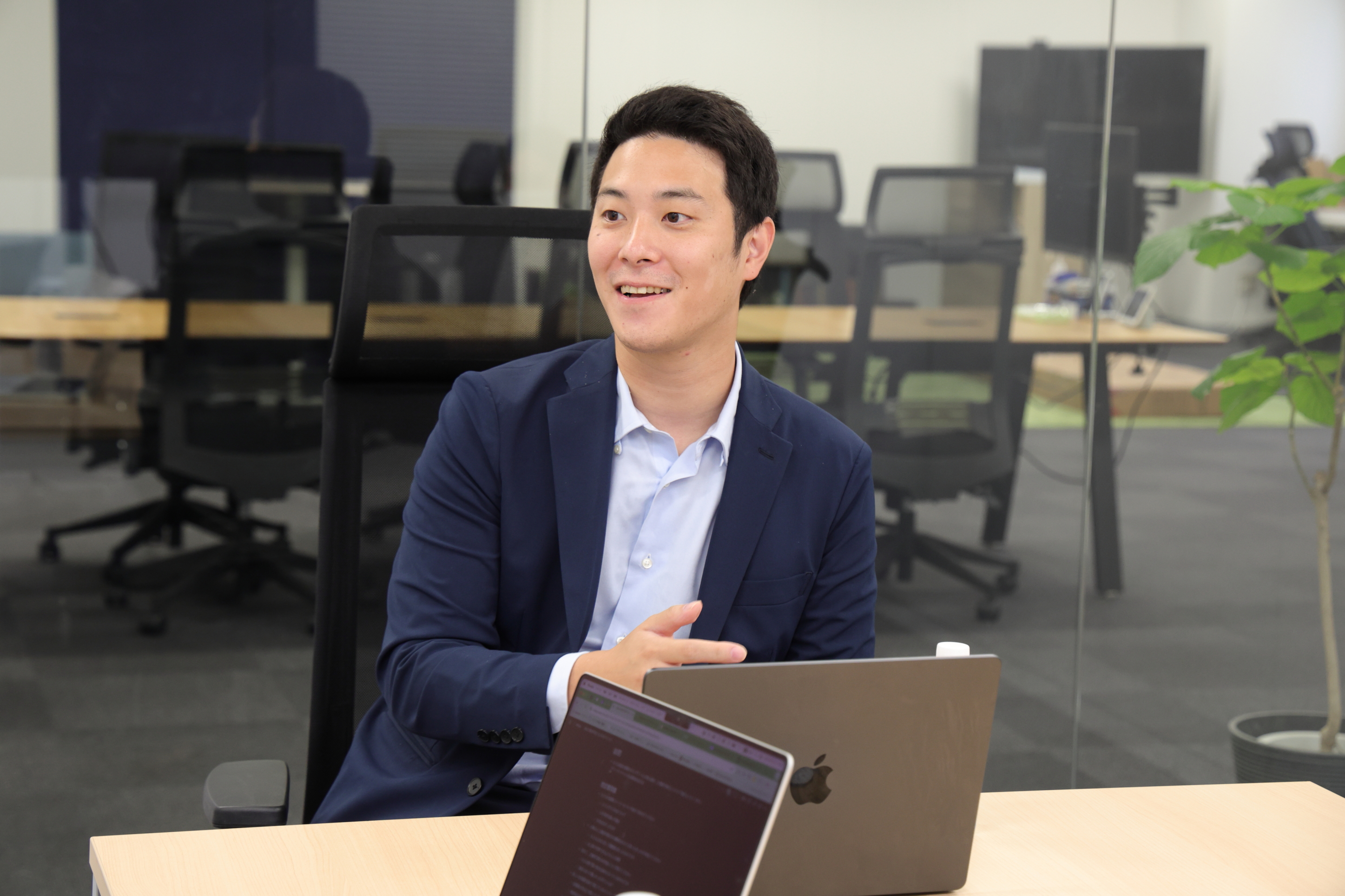 疑似セカンダリーマーケットの仕組みを解説する曽根岡さん