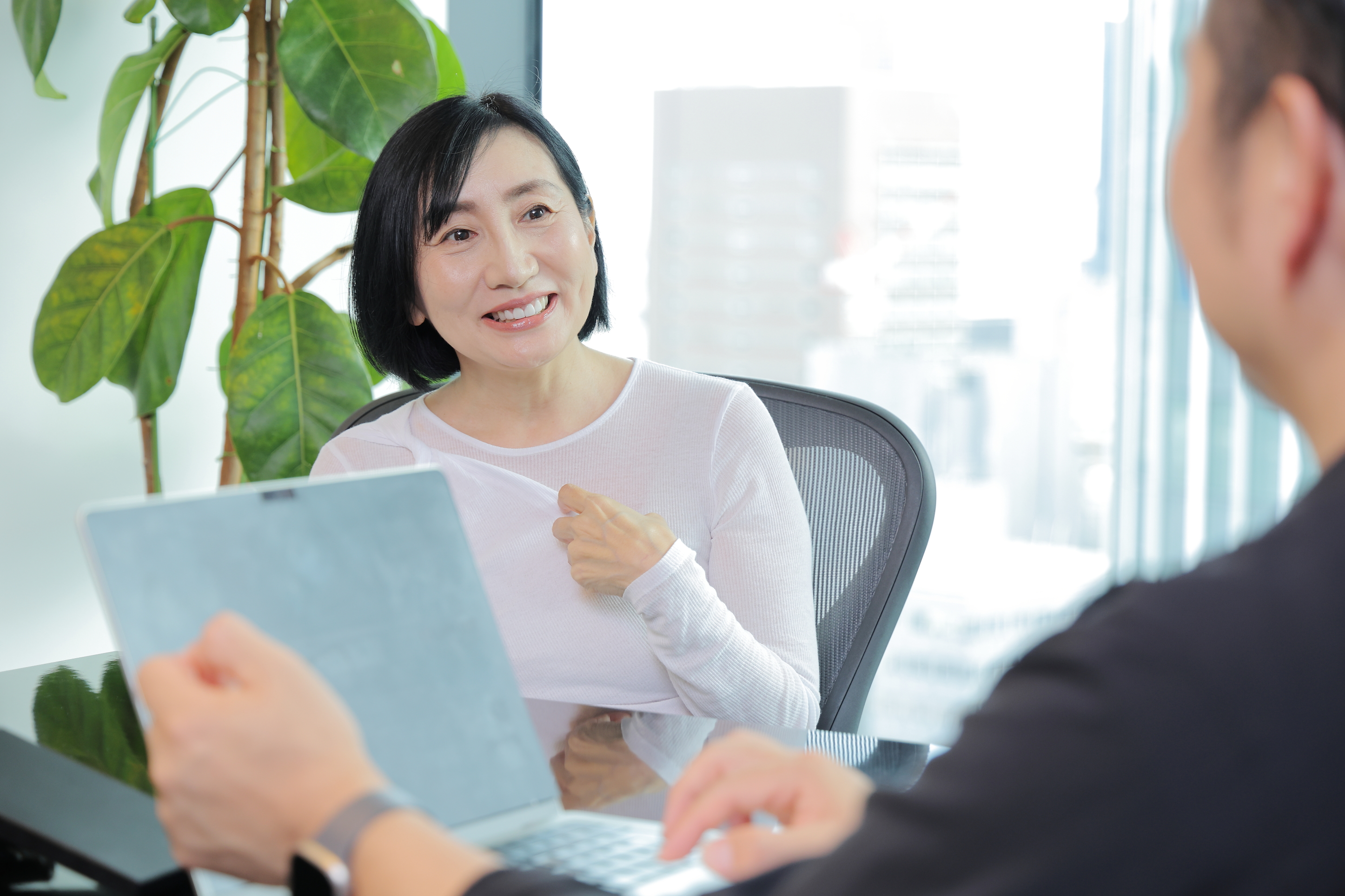 宮田との出会いを語る関さん