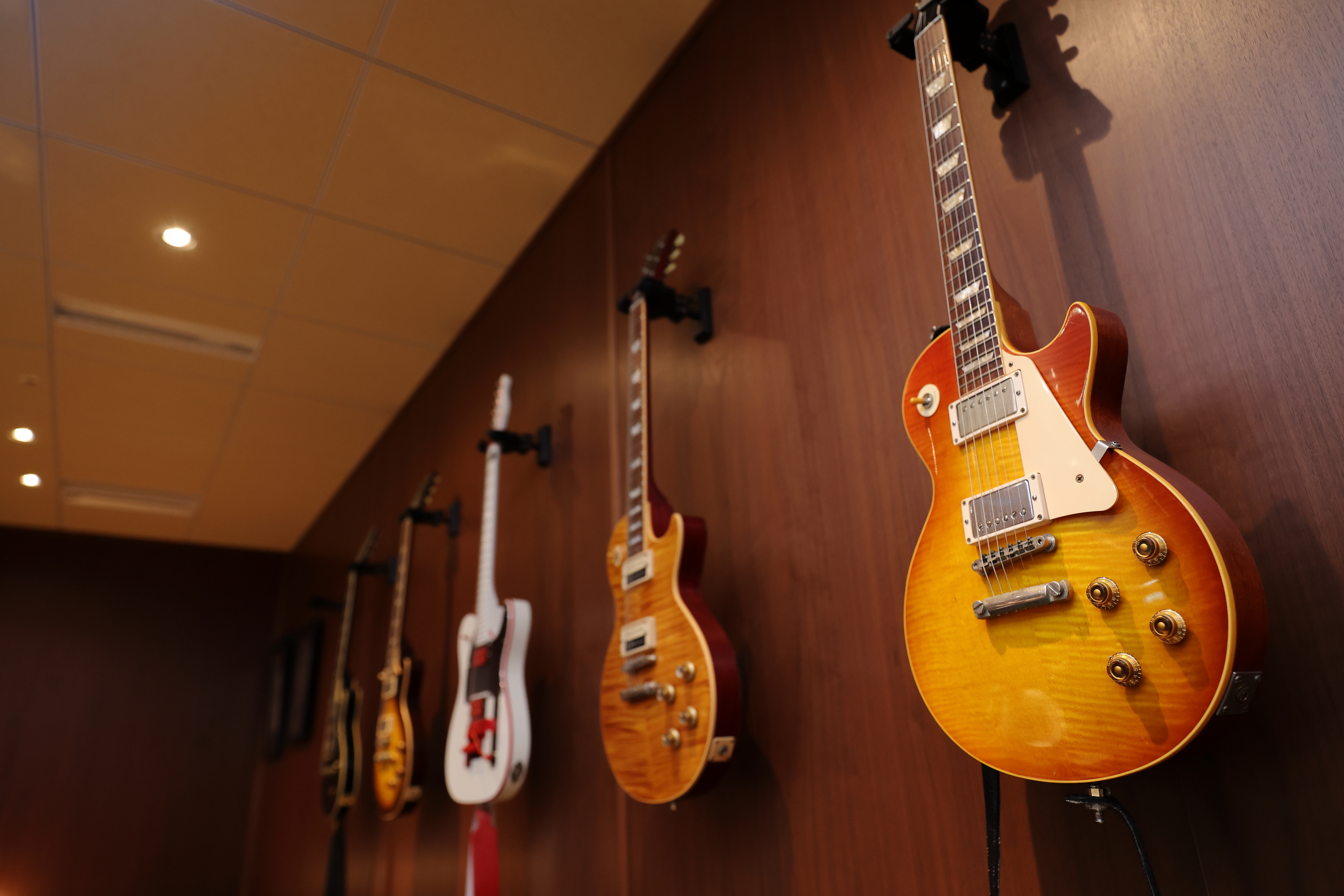 中嶋さんのギターコレクション