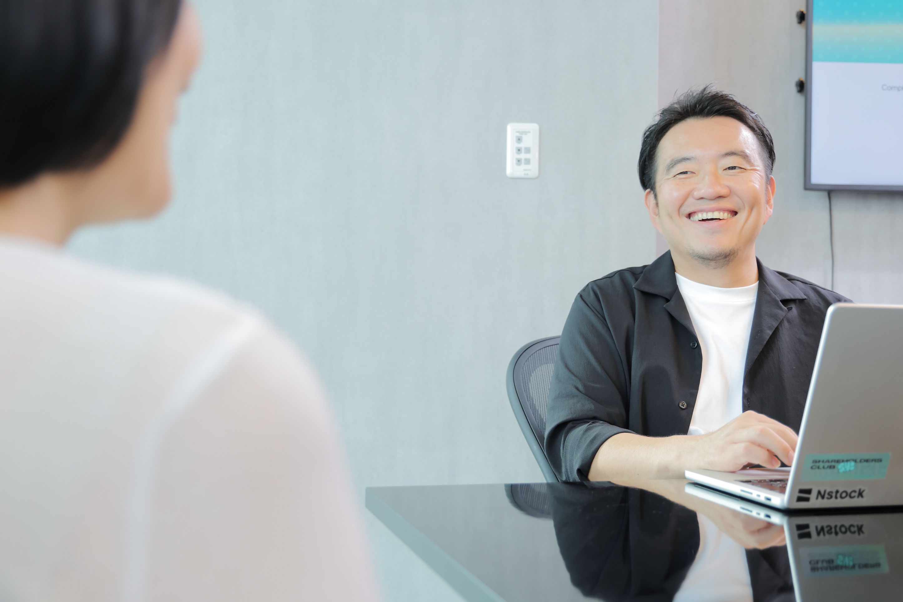 大きな数字に驚く宮田