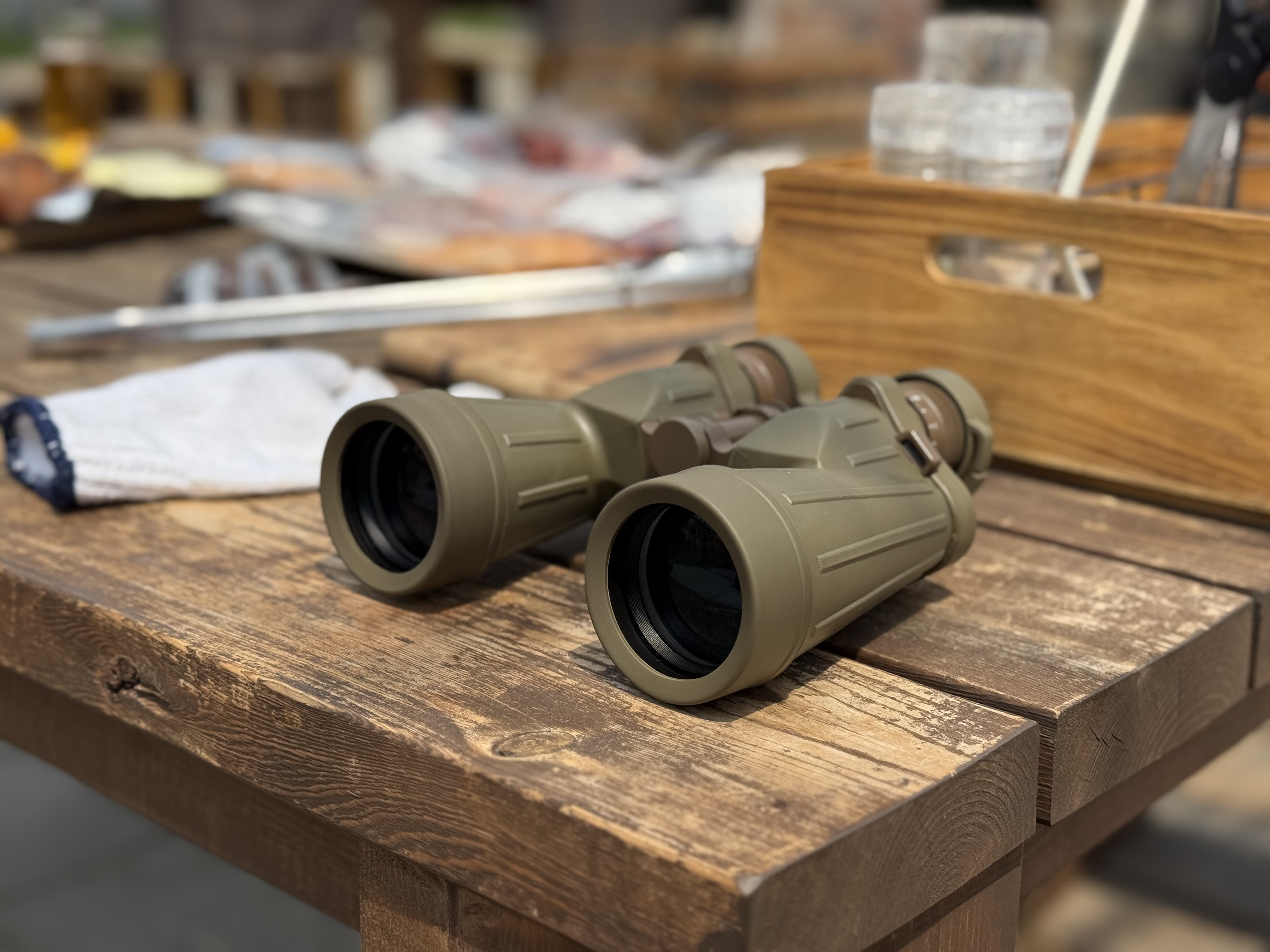 新色カーキ、正式発売のお知らせ