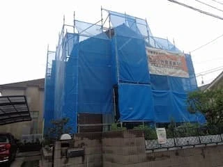 広島市安佐北区口田南・Ｋ様邸  築１９年、木造２階建ての洋風住宅です。  屋根は陶器平板瓦。サムネイル画像